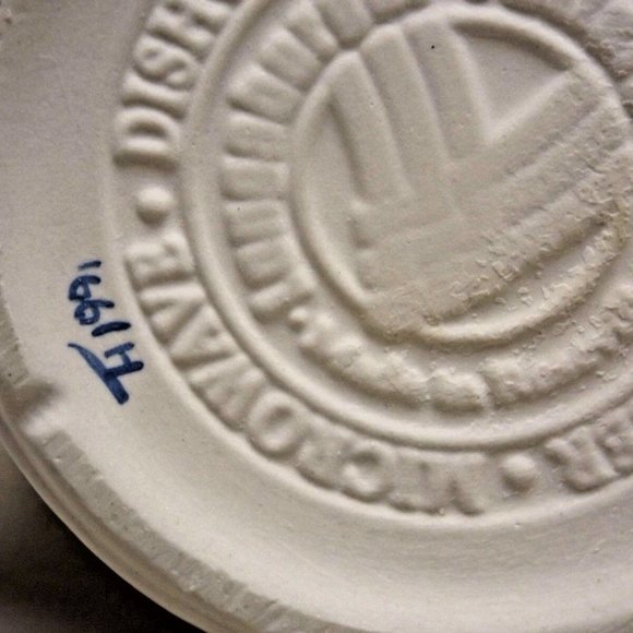 Longaberger Pottery Classic Blue Juice Pitcher  Roseville Ohio 1991 Original Box - Picture 8 of 9